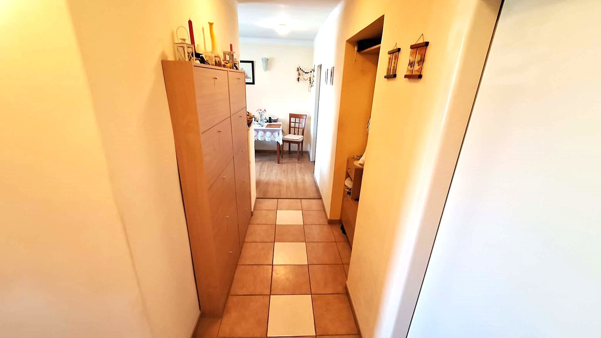 EXKLUZÍVNY PREDAJ - Kompletne prerobený 2 izbový tehlový byt v Komárne – fotografia 8