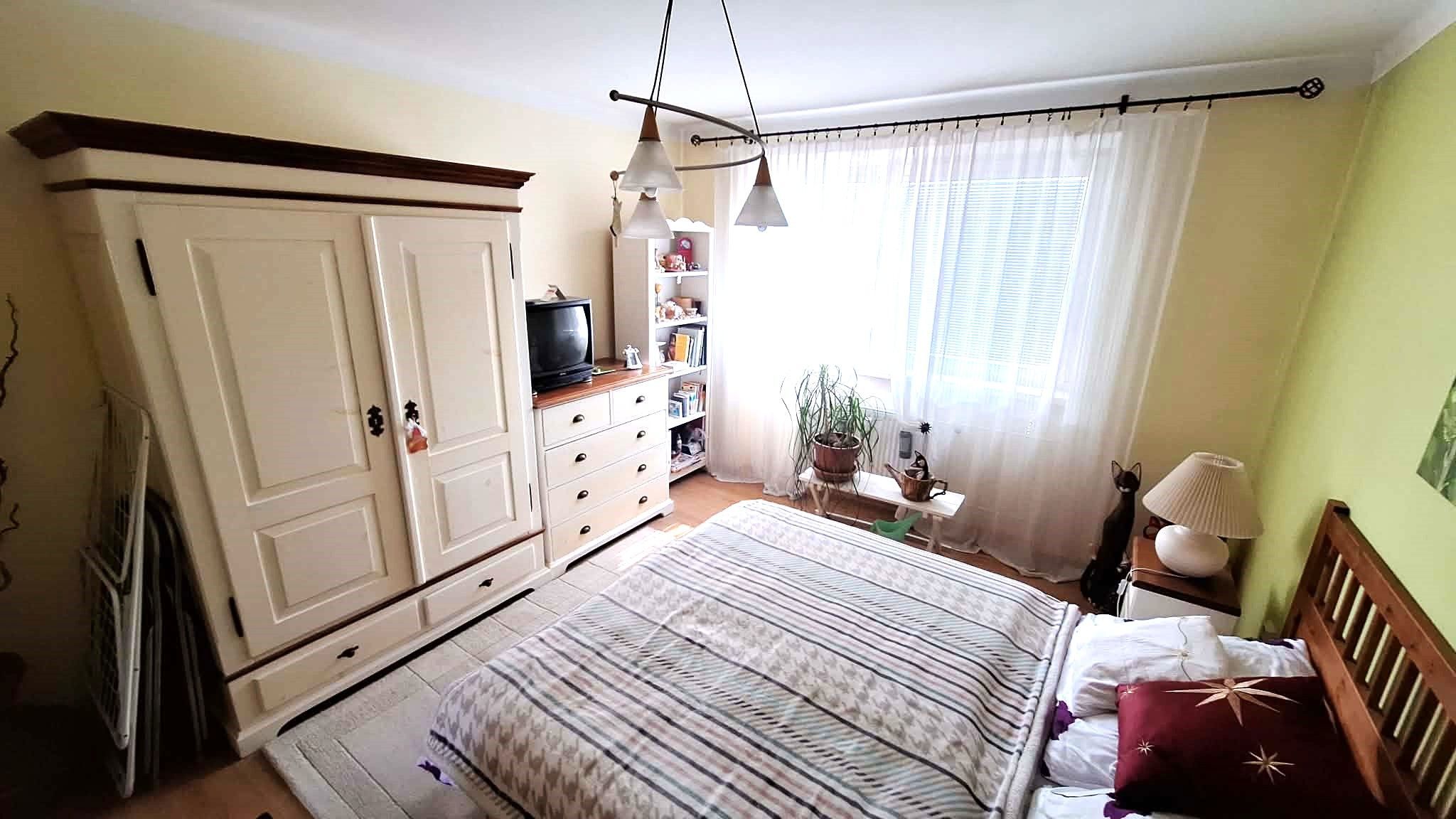 EXKLUZÍVNY PREDAJ - Kompletne prerobený 2 izbový tehlový byt v Komárne – fotografia 10