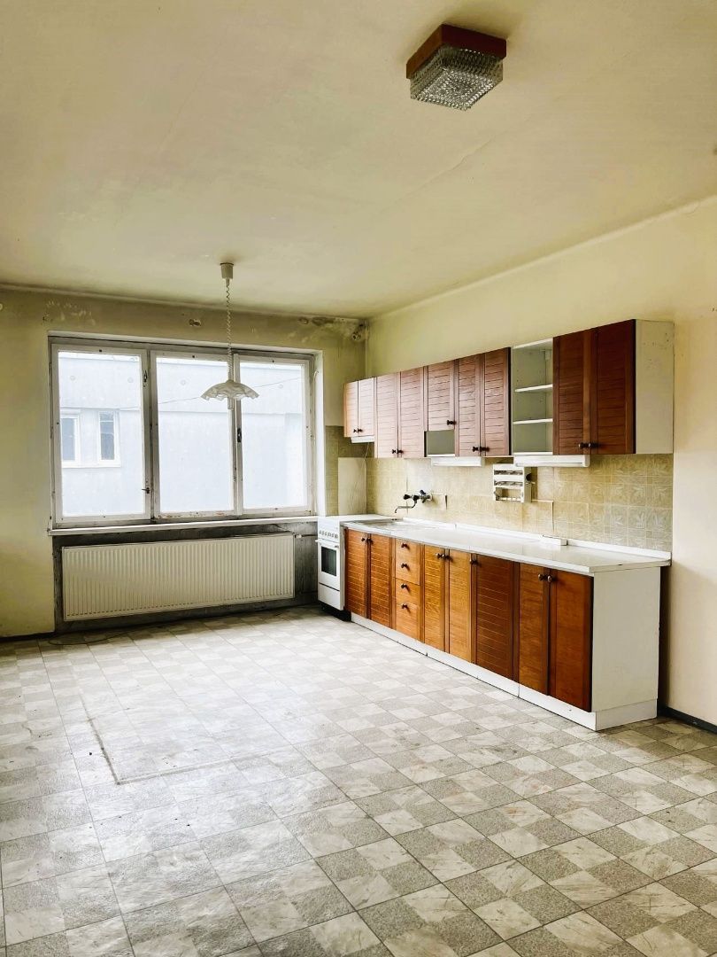 PREDAJ - 6 izbový poschodový dvojgeneračný tehlový rodinný dom v BENE, Komárno – fotografia 3