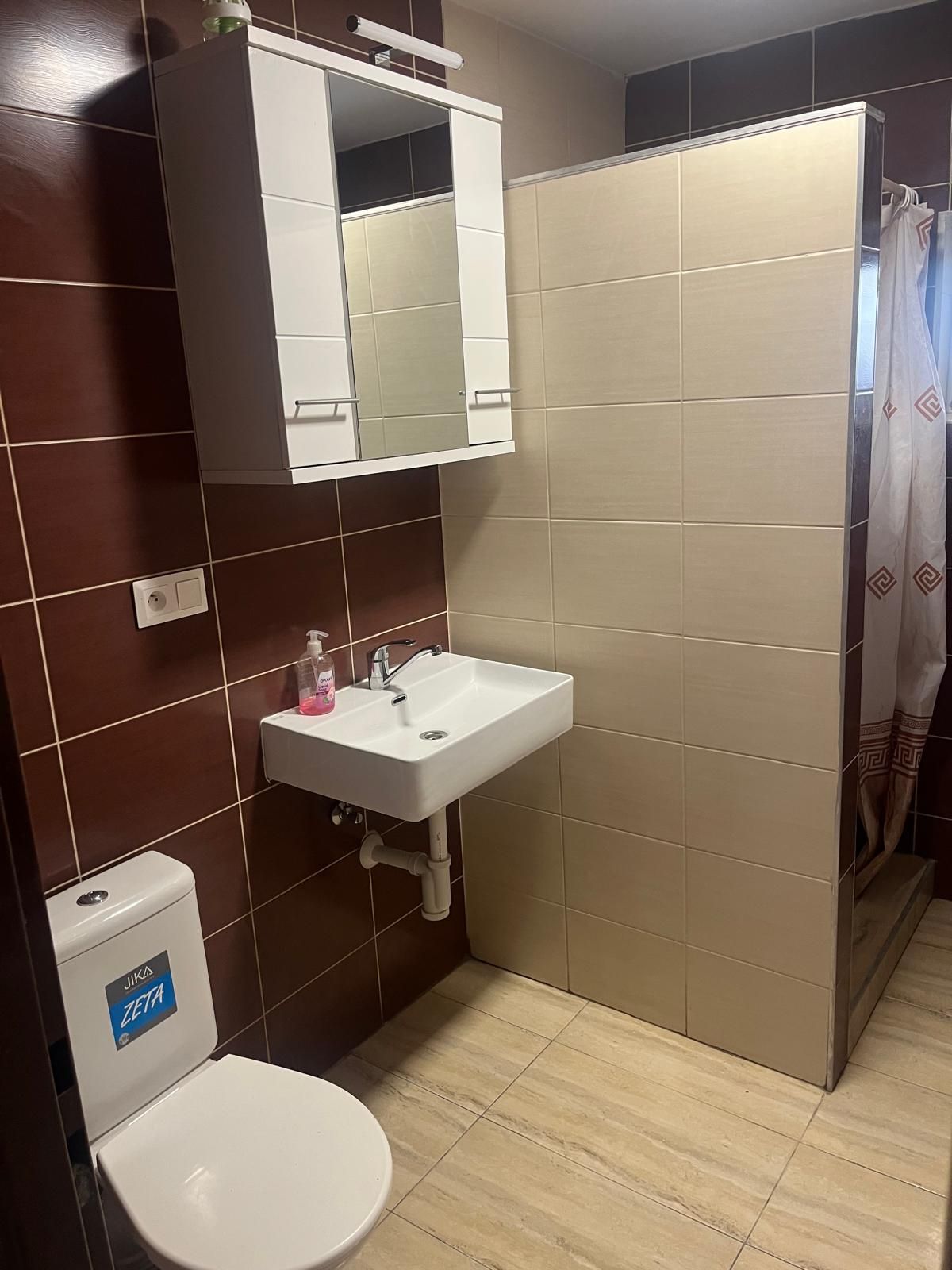 UBYTOVANIE PRE FIRMY A AGENTÚRY – ŠURANY, KOSTOLNÝ SEK – fotografia 1