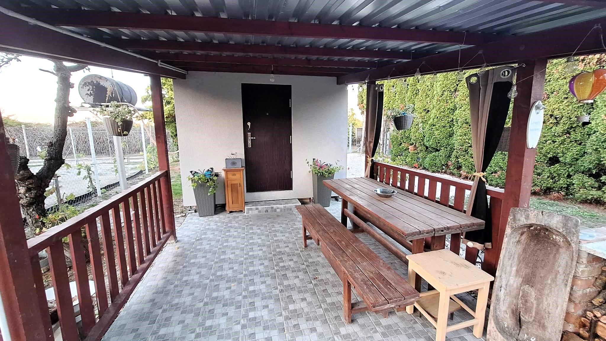 PREDAJ - Záhrada so záhradnou chatou na Novej Osade pri Komárne – fotografia 3