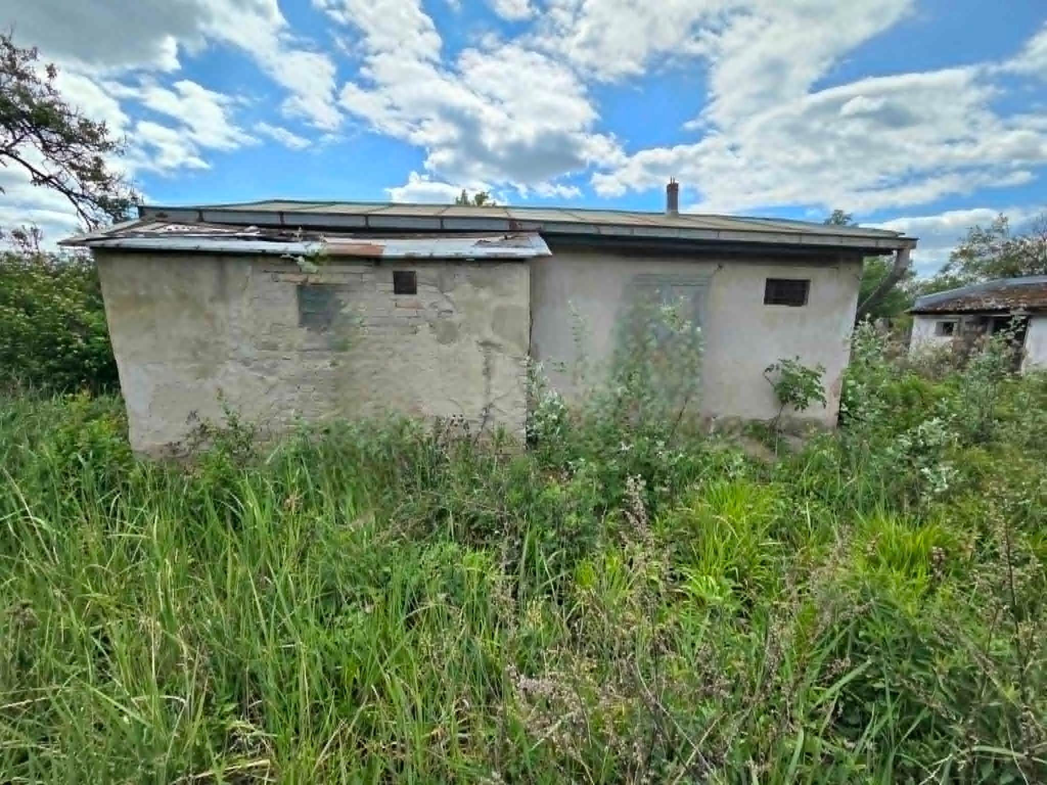 Ponúkame na predaj záhradnú chatku v chatovej oblasti Hegyfarok pri Štúrove. – fotografia 3