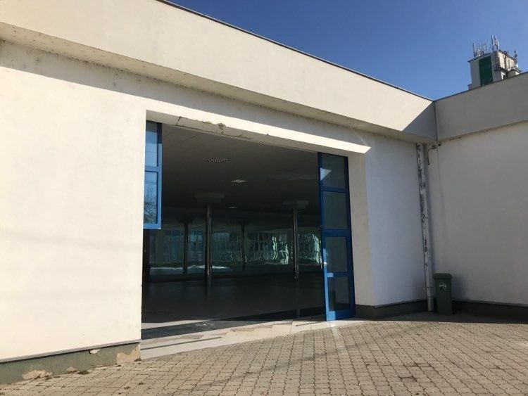 PRENÁJOM - skladových - výrobných - obchodných logistických priestorov vhodné na skladovanie v Hurbanove – fotografia 3