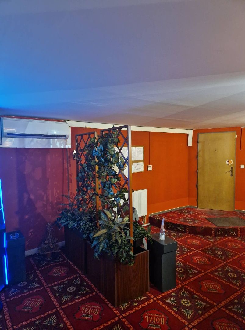 PRENÁJOM - priestor v centre Komárna na NÁDVORÍ EURÓPY – fotografia 5