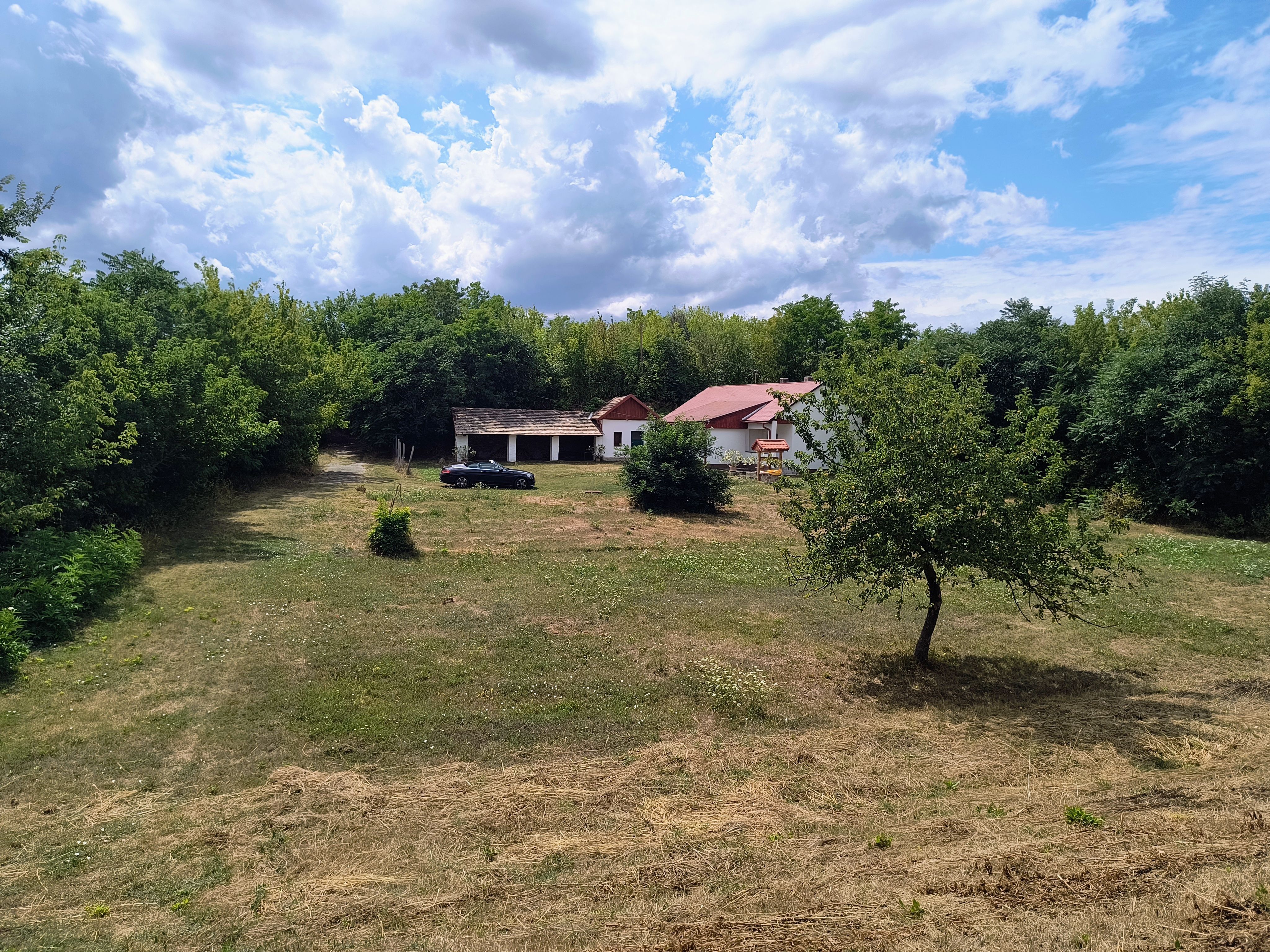 Romantický kamenný domček po kompletnej rekonštrukcii na brehu Ipľa – Pastovce – fotografia 9