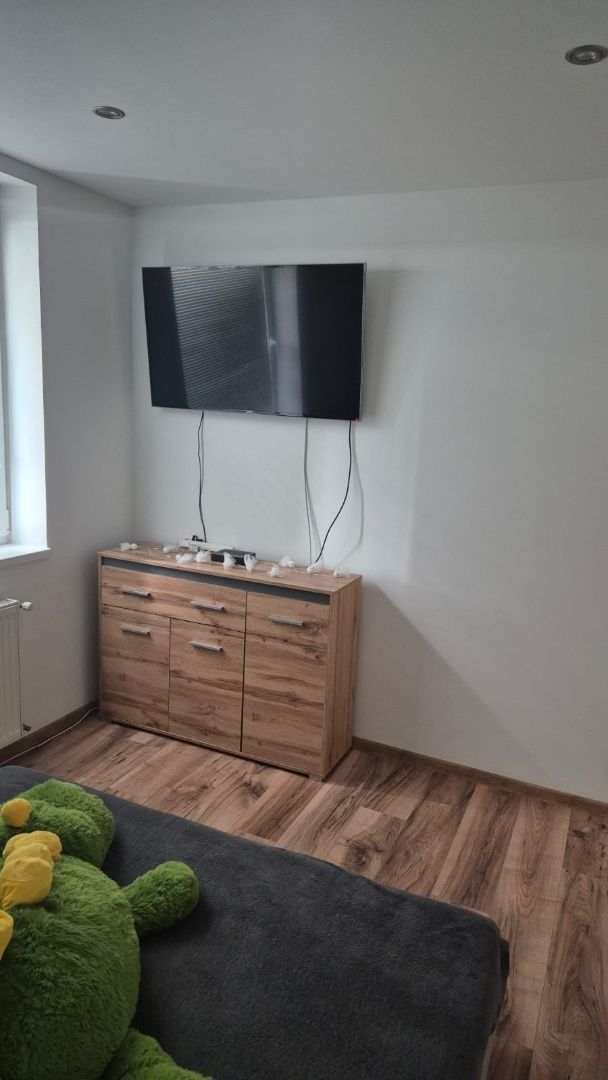 Prenájom - 1 izb. zariadený byt s balkónom v Šuranoch. – fotografia 6
