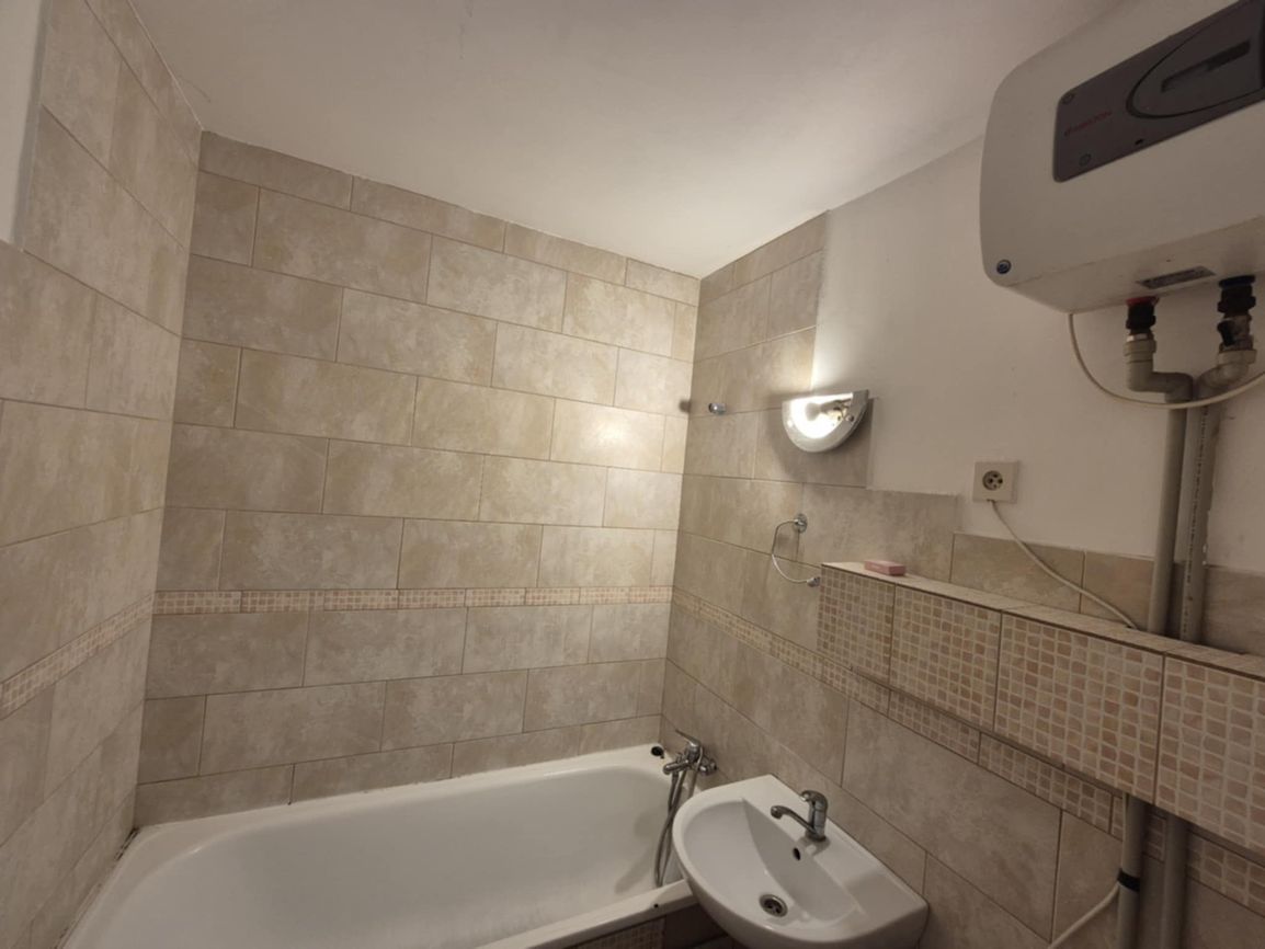 PREDAJ - čiastočne prerobený 1 izbový byt v Komárne – fotografia 5