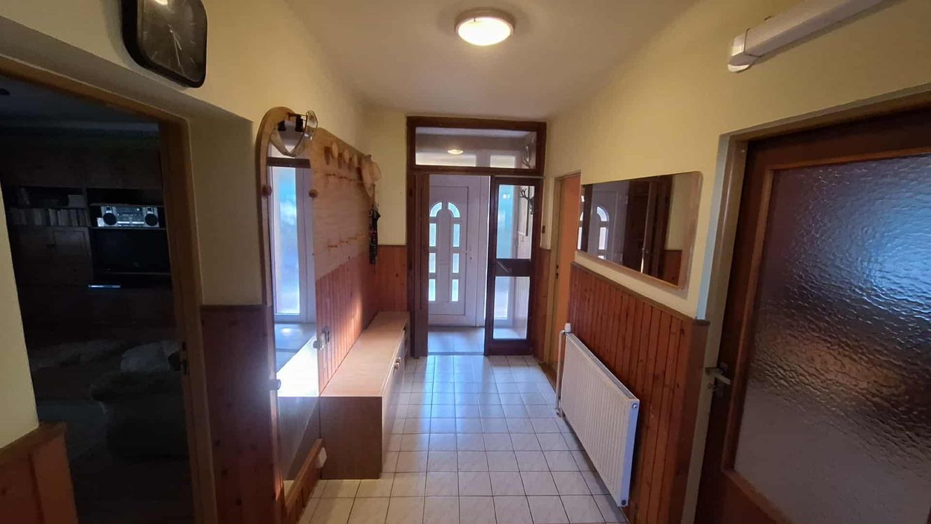 EXKLUZÍVNY PREDAJ - čiastočne prerobený 3 Izbový prízemný rodinný dom v Komárne DOHODA MOŽNÁ! – fotografia 4