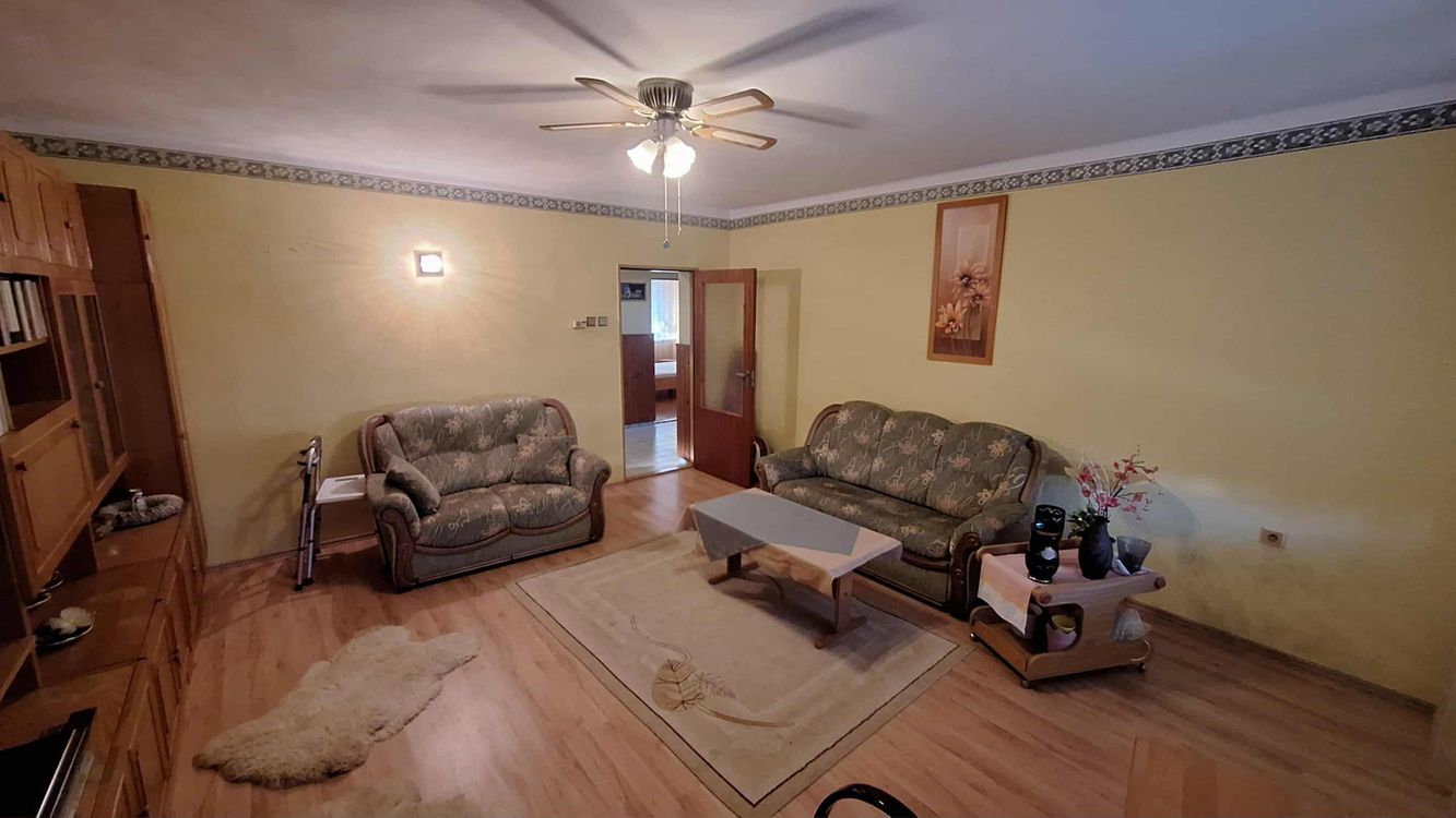 EXKLUZÍVNY PREDAJ - čiastočne prerobený 3 Izbový prízemný rodinný dom v Komárne DOHODA MOŽNÁ! – fotografia 8