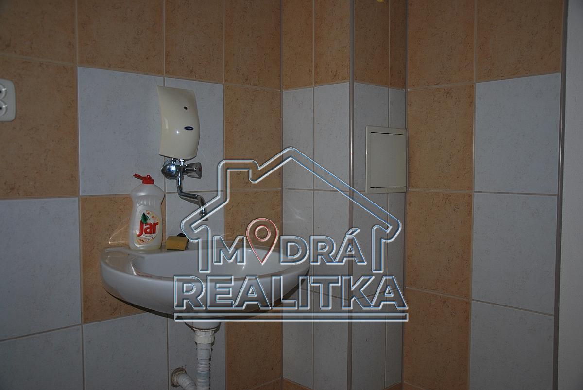 Na predaj samostatné kancelárske priestory v Humennom – fotografia 3