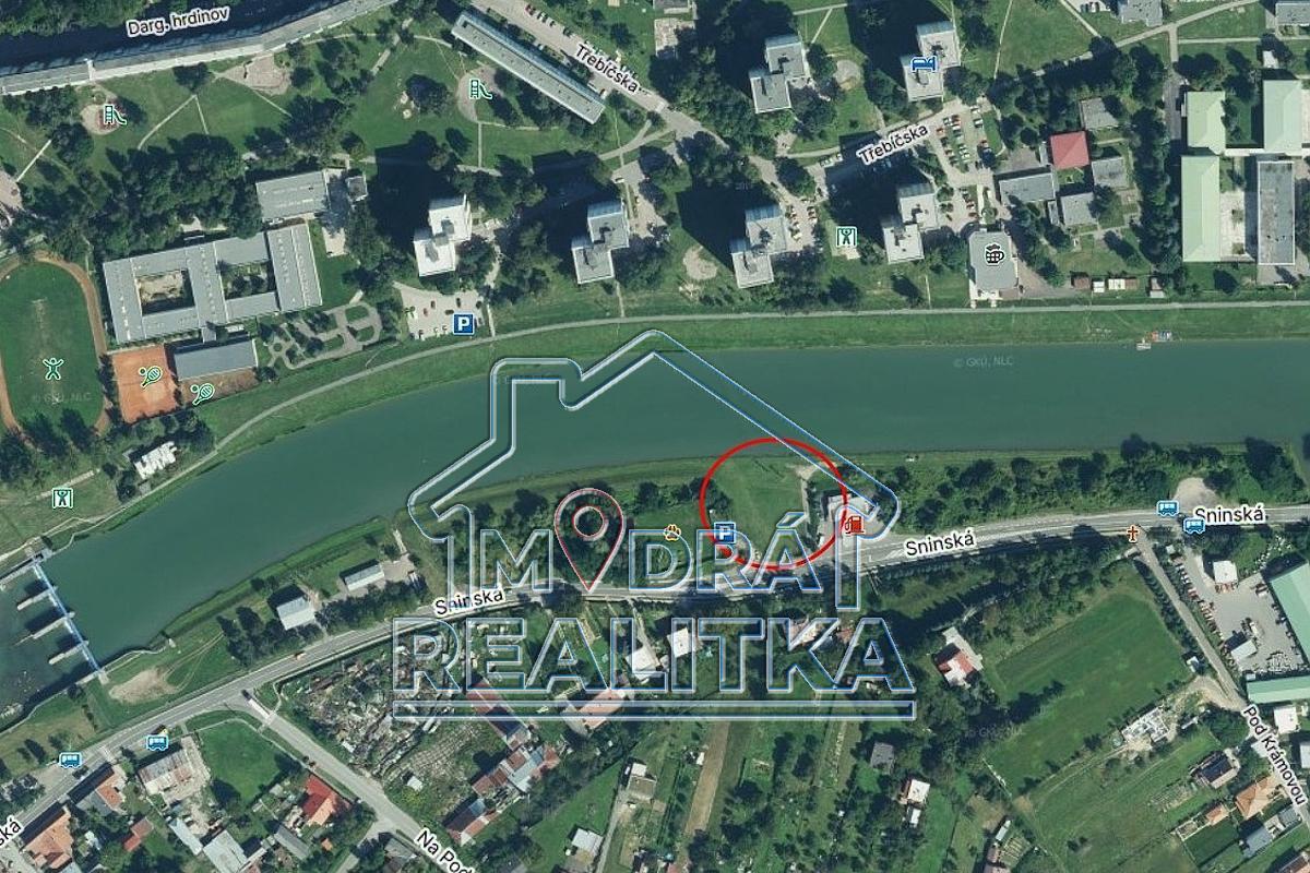 Lukratívny pozemok pri Laborci na predaj – fotografia 1