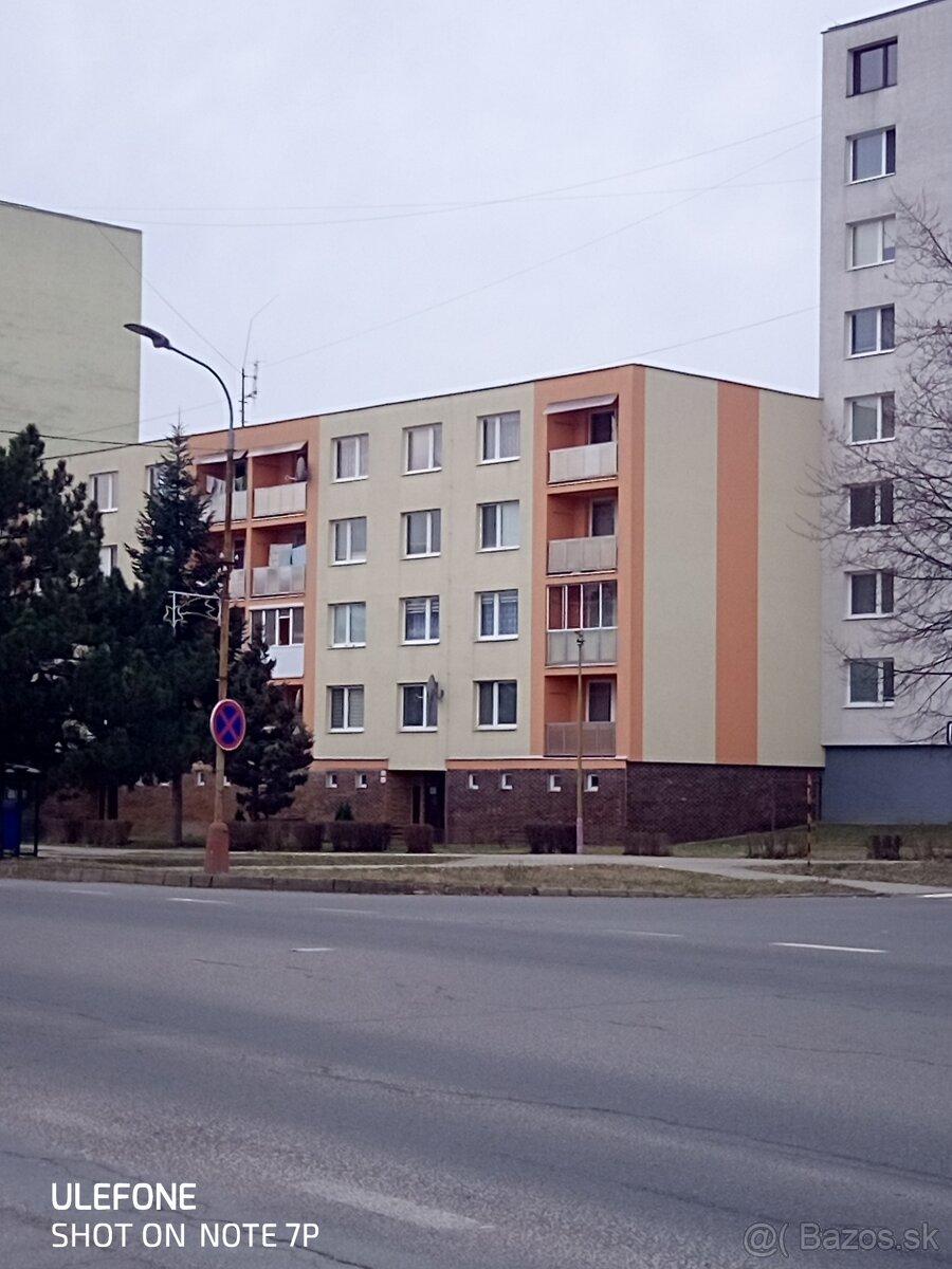 Predám 2-izbový byt - centrum mesta – fotografia 1