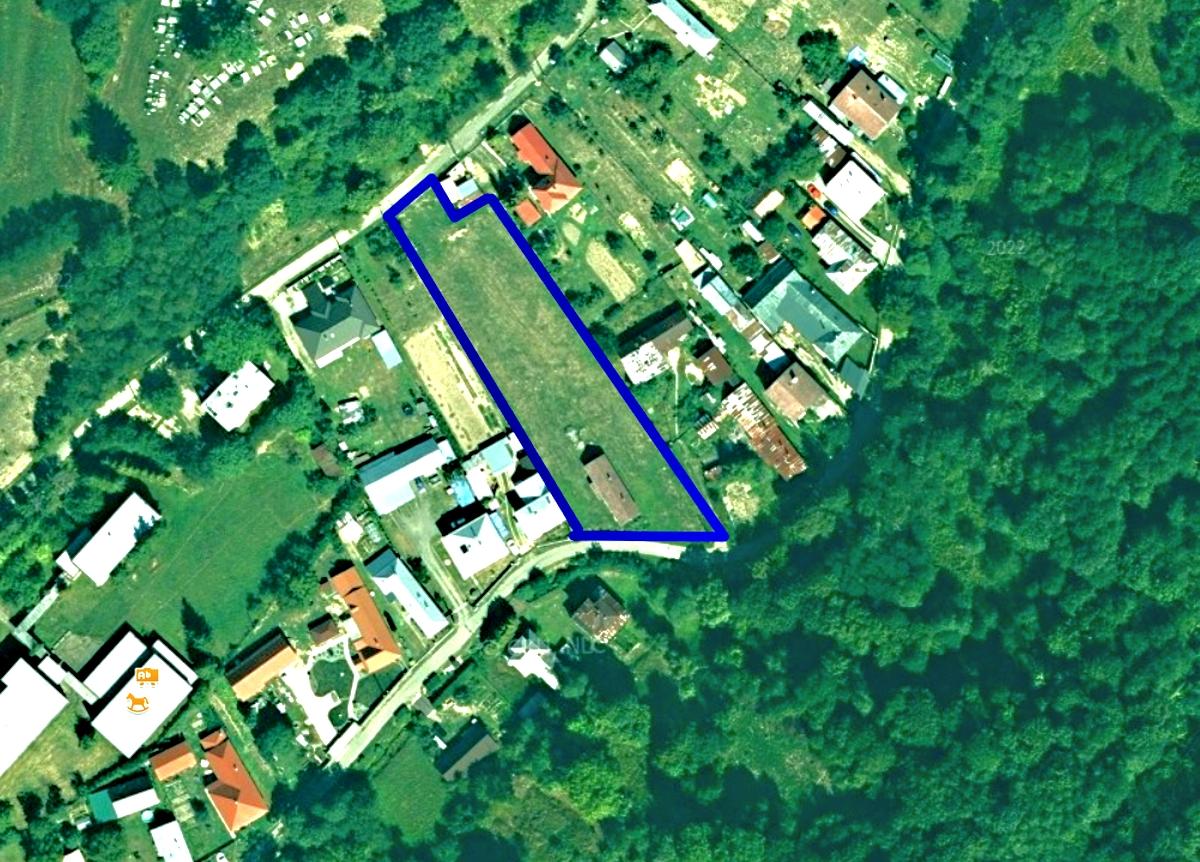 Rodinný dom s 3000 m² pozemkom – Pčoliné – fotografia 2