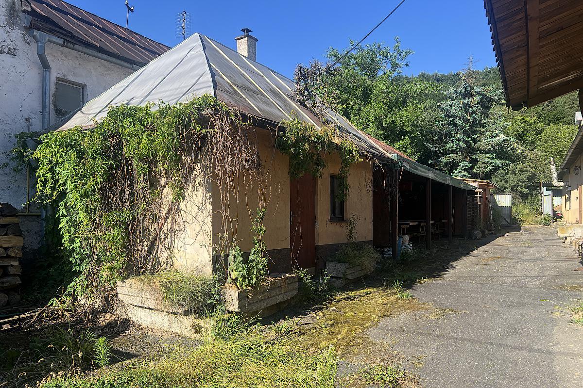 Prevádzkový objekt – hostinec s možnosťou prestavby na rodinný dom, Jasenov pri Humennom – fotografia 5