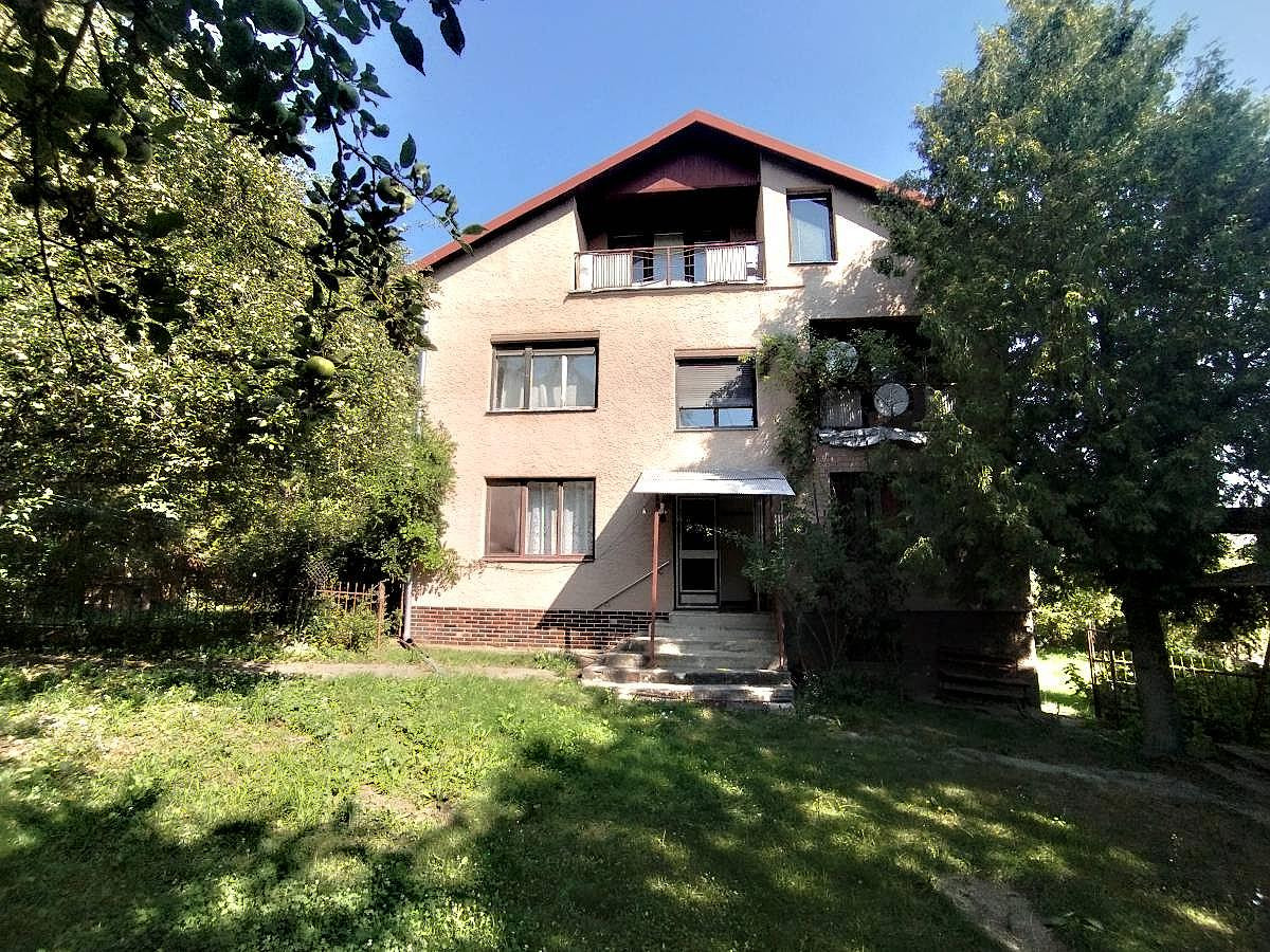 Rodinný dom pod lesom na predaj – Ptičie, časť Podskalka – fotografia 1