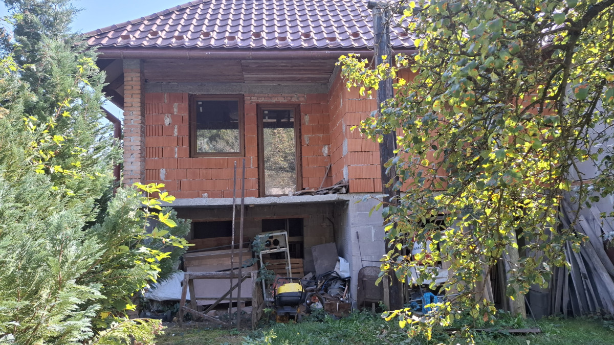 RODINNÝ DOM V CENTRE STAKČÍNA – UL. DUCHNOVIČOVA – fotografia 5