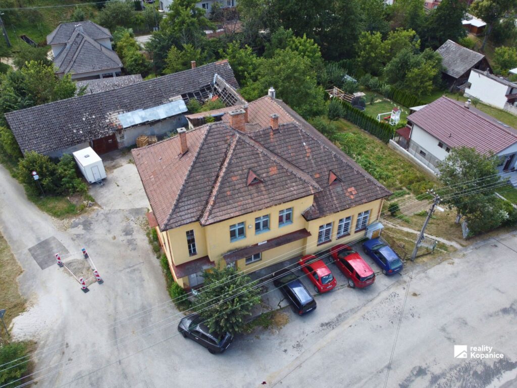viac funkčná budova na predaj v obci Bukovec pri Myjave – fotografia 5