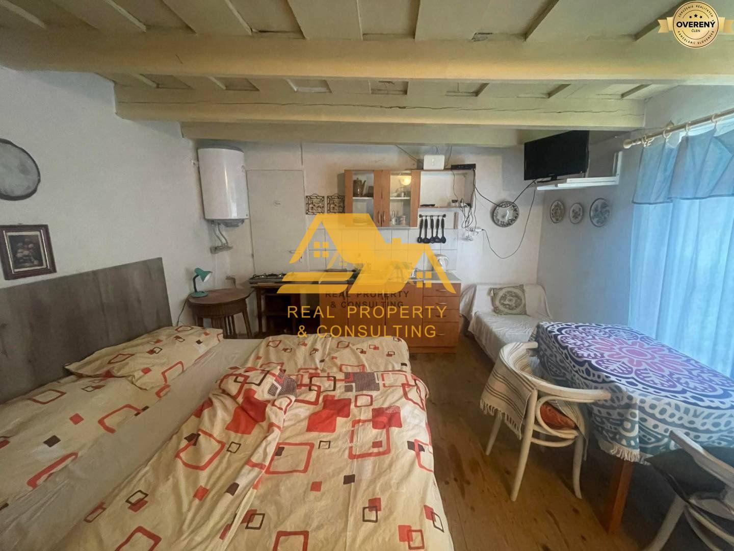 Predám apartmánový dom v obci Podhájska – fotografia 3