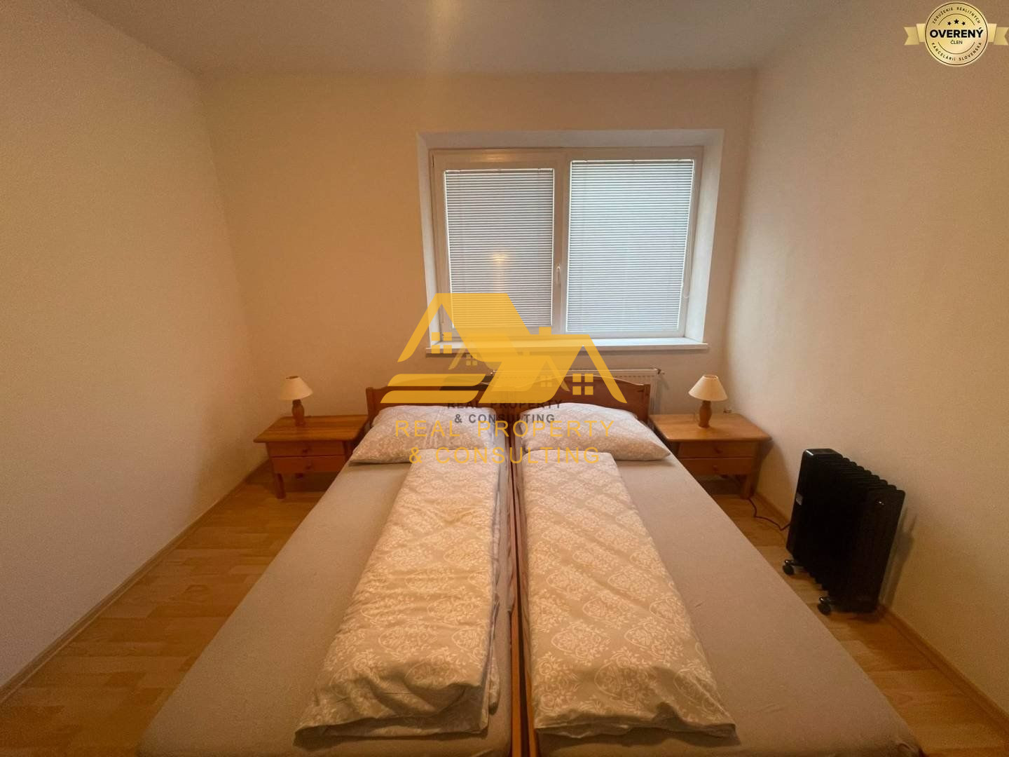 Predám zrekonštruovaný rodinný dom v obci Podhájska – fotografia 9
