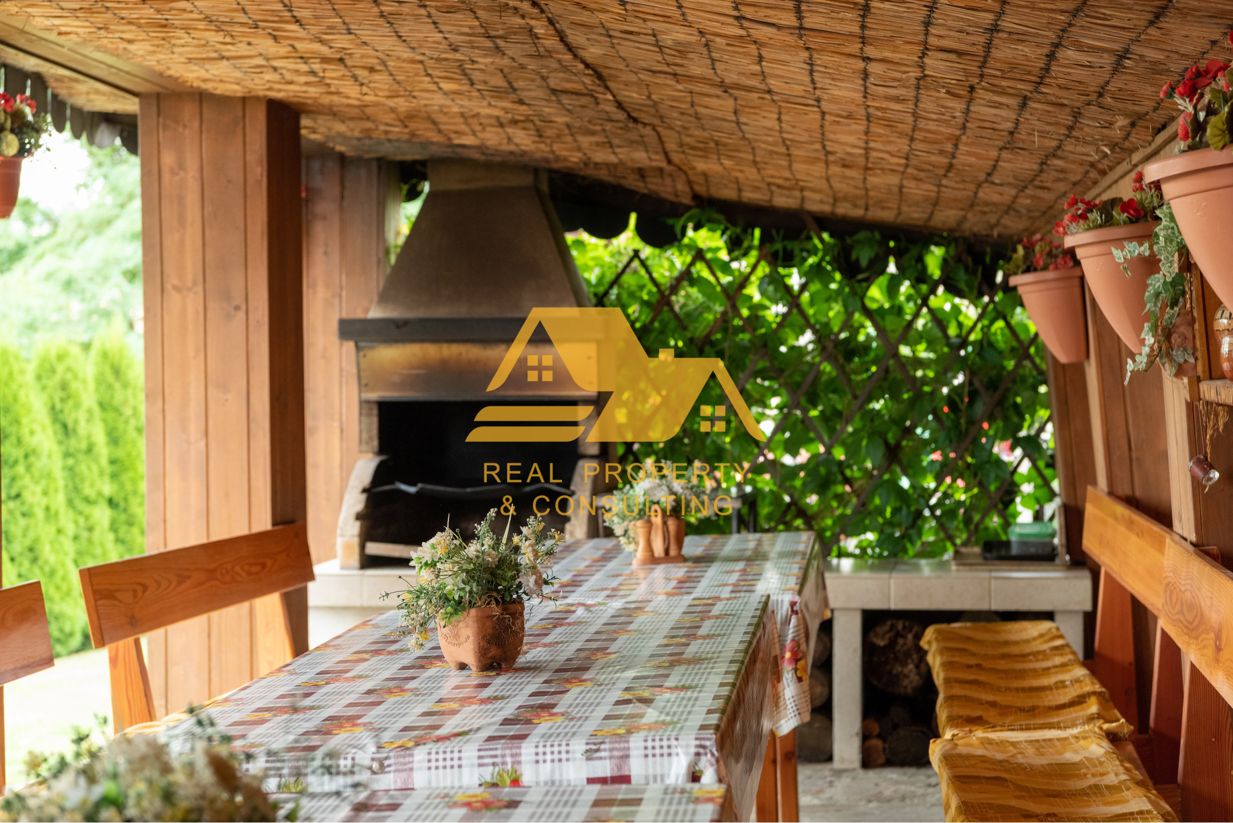 Exkluzívne! Predám apartmánový dom v obci Podhájska – fotografia 6