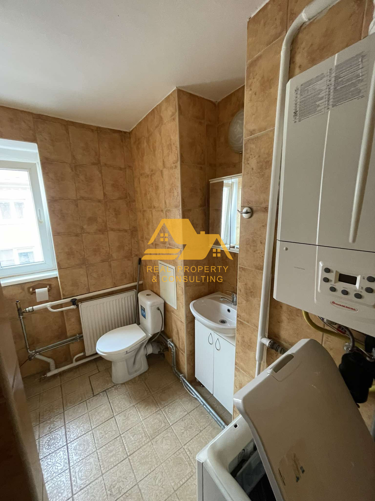 Prenajmem tehlový 2 izbový byt v Nových Zámkoch – fotografia 7