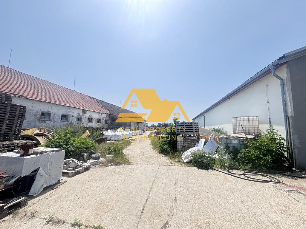 Predám priemyselný areál s 2 výrobnými halami v obci Zemné – fotografia 9