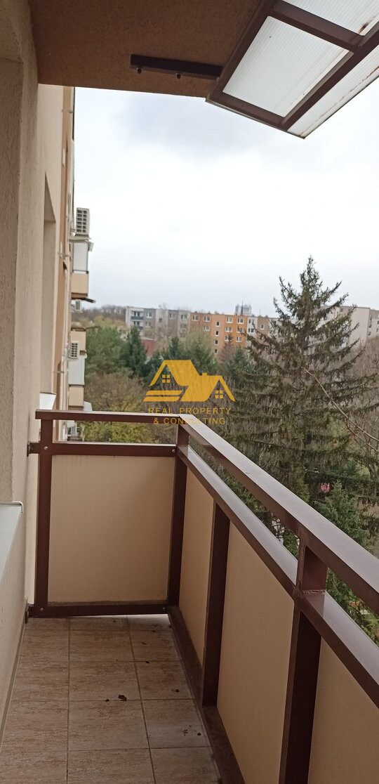 Prerobený 2 izbový byt s balkónom v Nových Zámkoch – fotografia 5
