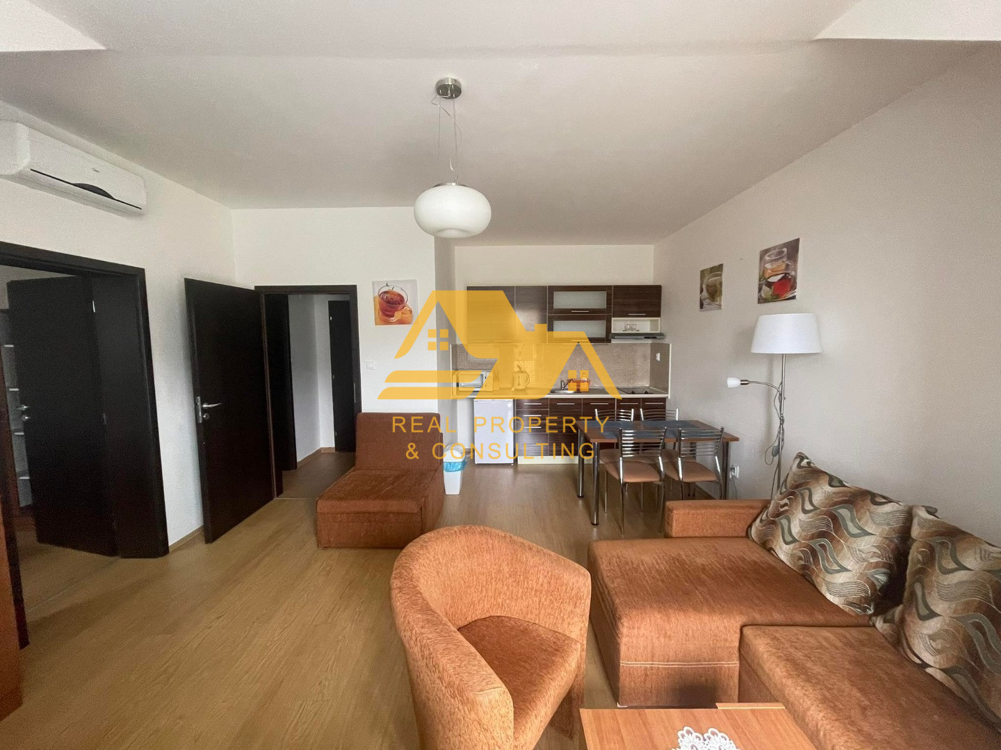 Výhodná ponuka! Apartmán neďaleko kúpaliska v obci Podhájska – fotografia 4