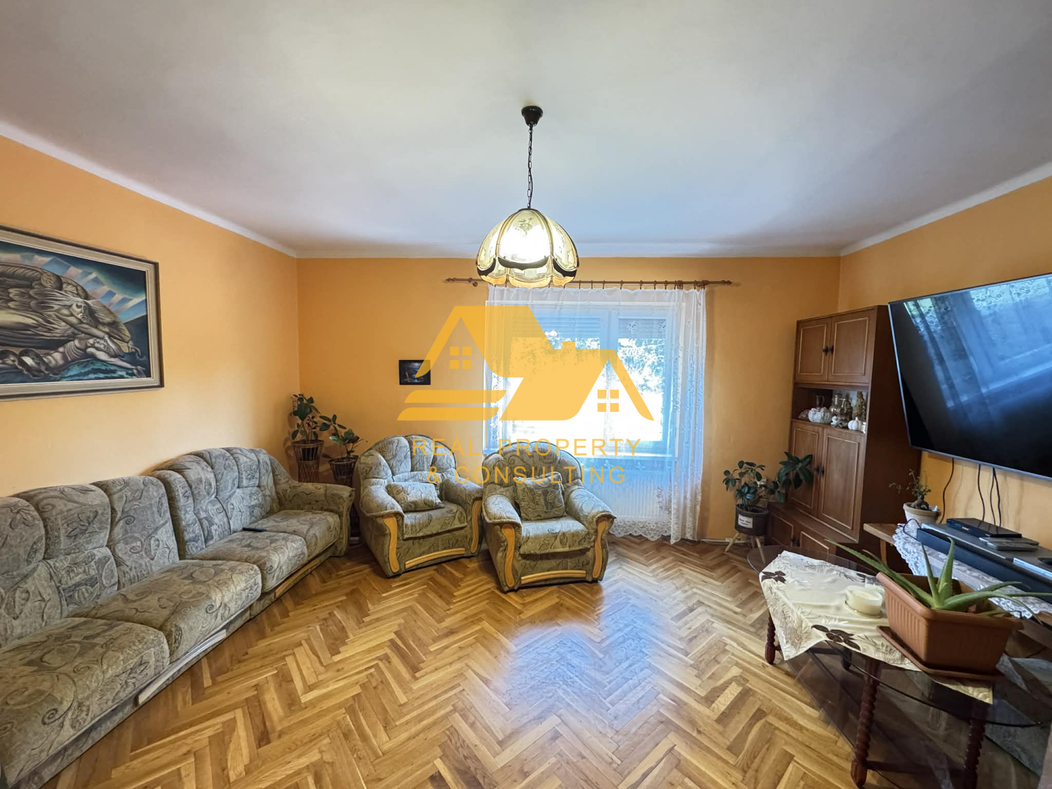 Predám rodinný dom s garážou v obci Tvrdošovce – fotografia 6
