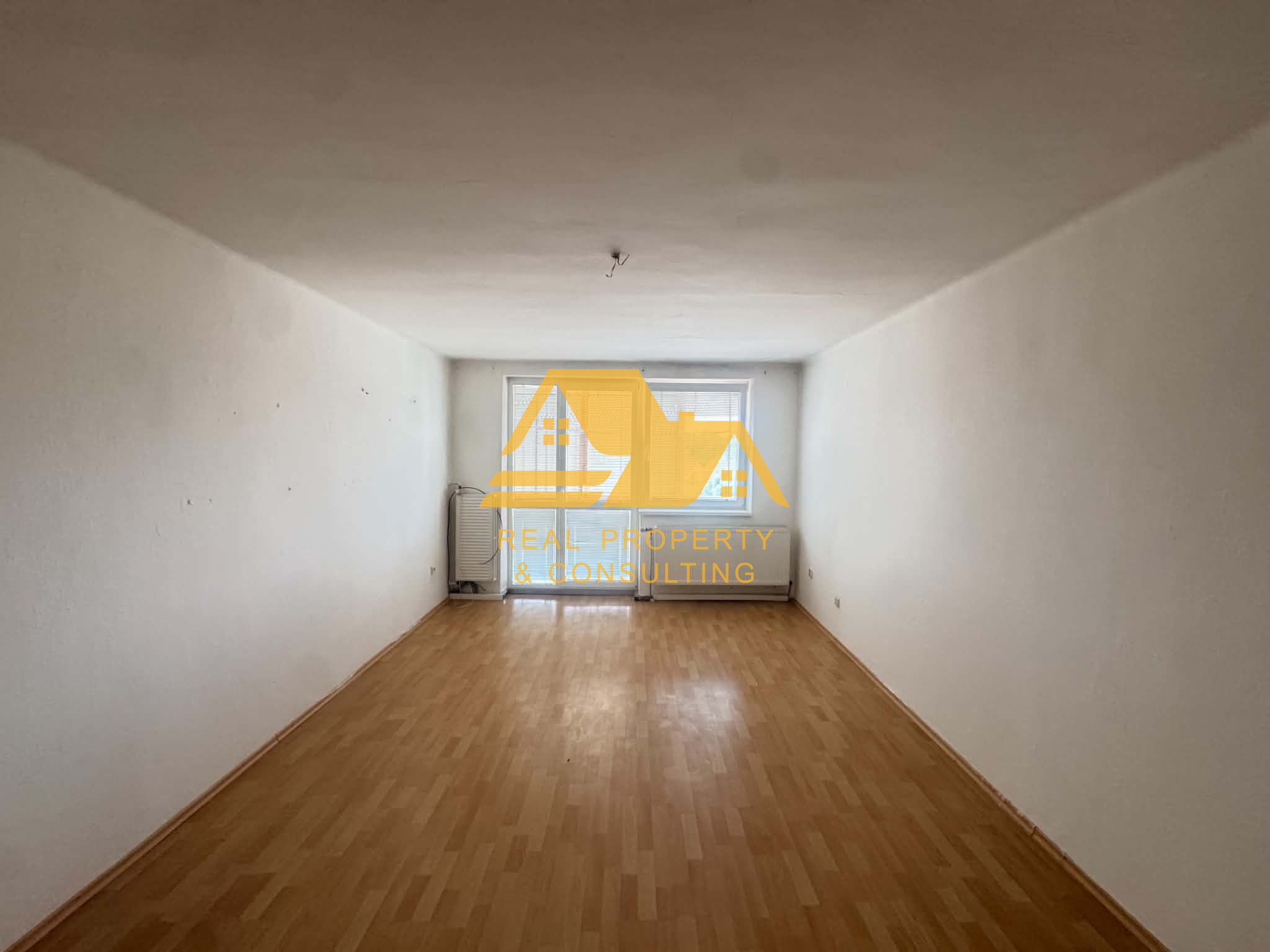 Exkluzívne! Predám 4 izbový byt na Mládežníckej ulici v Palárikove – fotografia 6