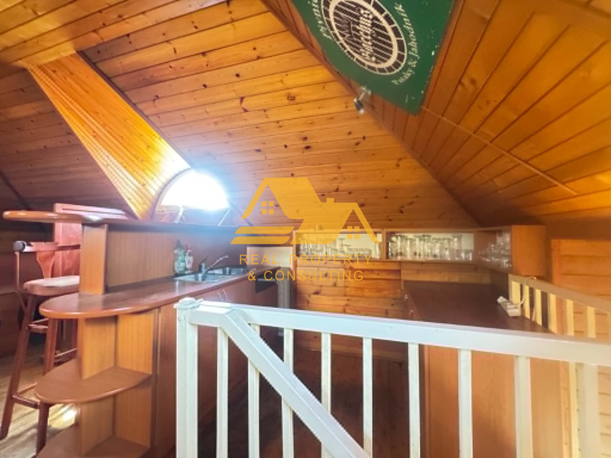 Predám budovu s obchodným duchom v centre Nových Zámkov – fotografia 7