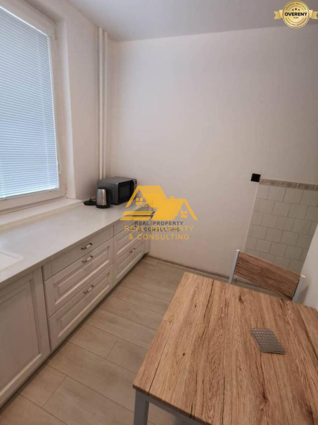 Prenajmem 2 izbový byt s balkónom v Nových Zámkoch – fotografia 2