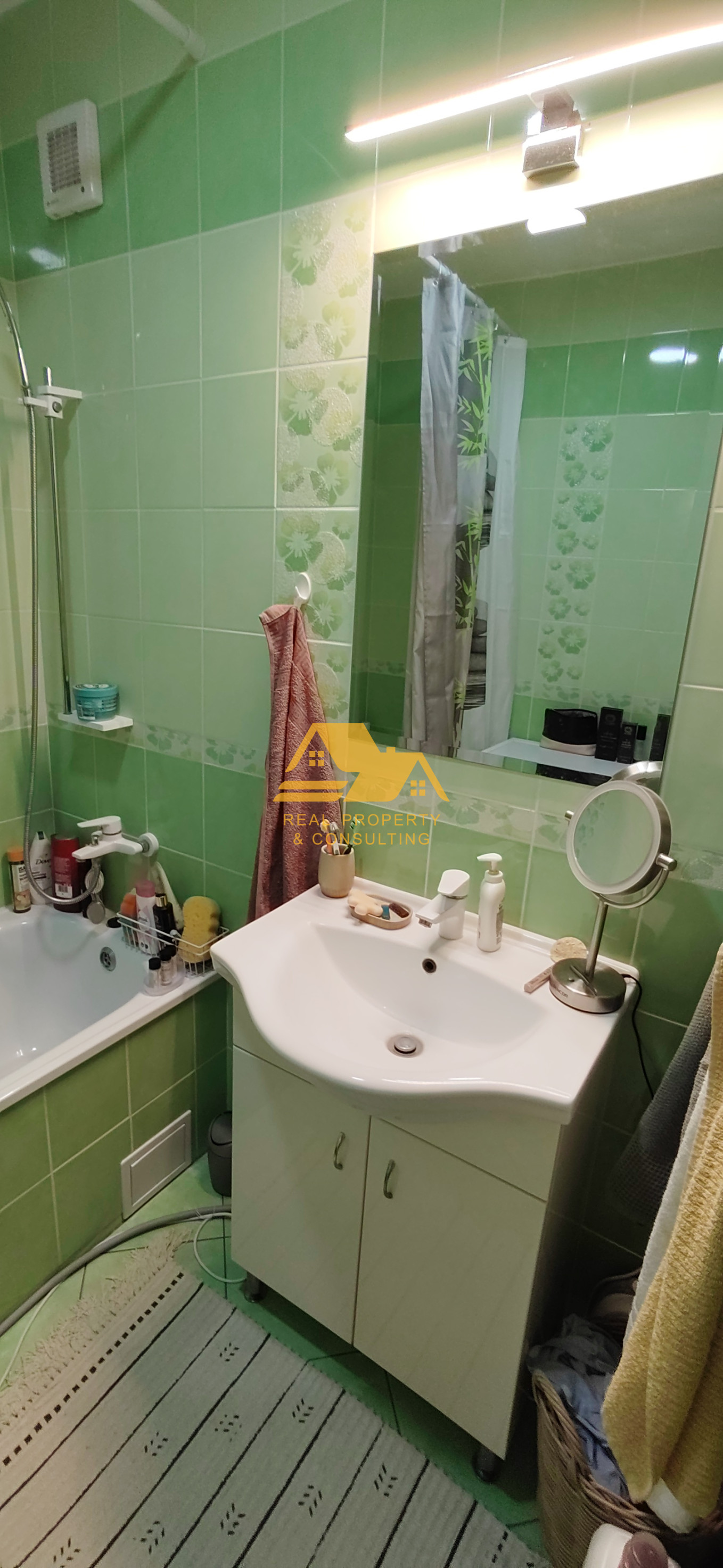 Predám pekný 2 izbový byt na sídlisku Juh v Nových Zámkoch – fotografia 9