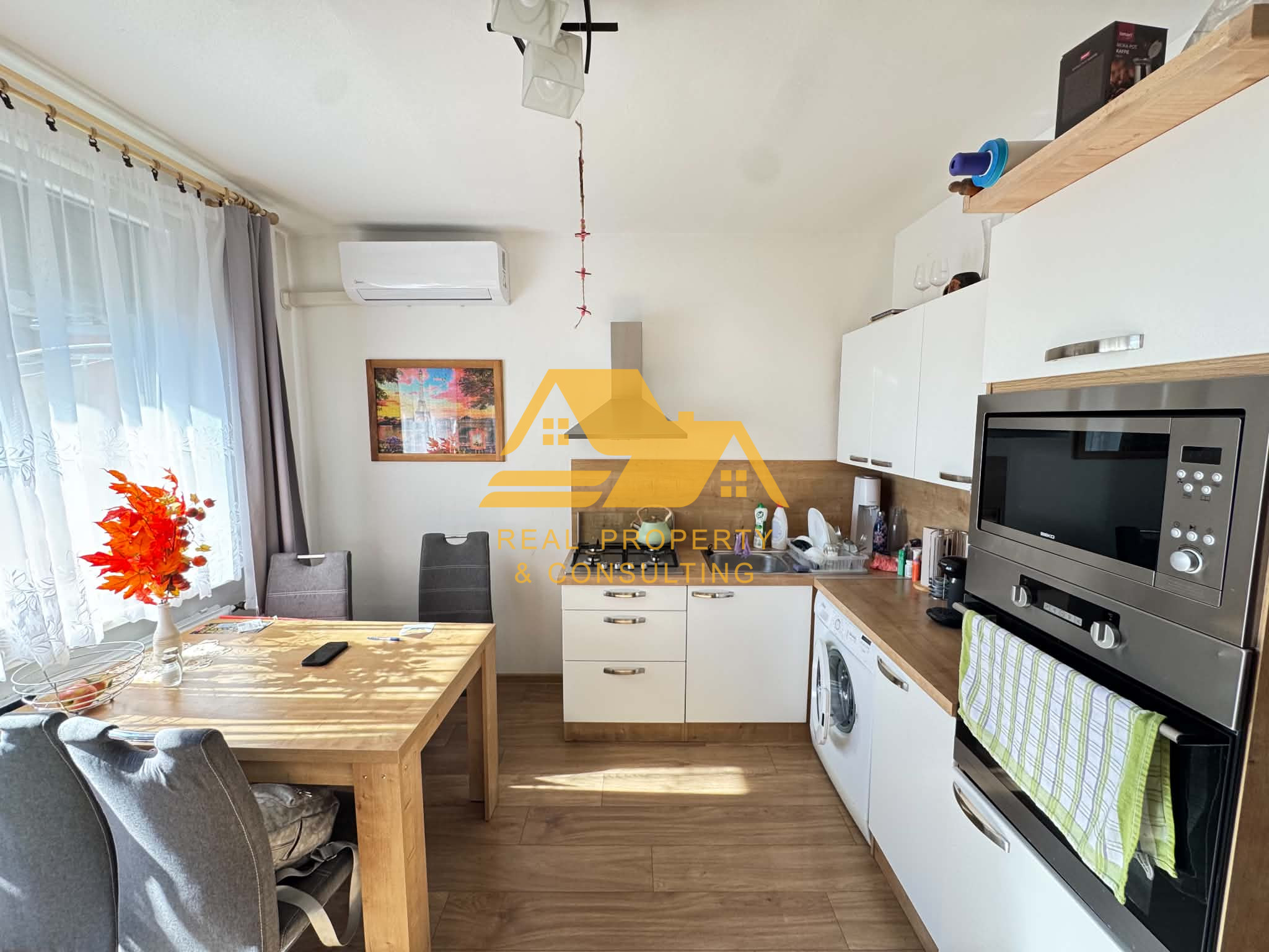 Prenajmem 1 izbový byt s balkónom v Nových Zámkoch – fotografia 1