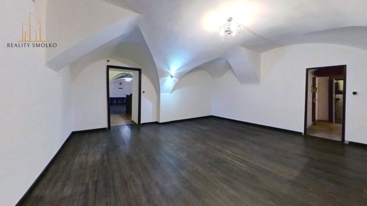 Exkluzívny prenájom priestorov pre kaviareň alebo vináreň – Hlavná ulica, Prešov – fotografia 3