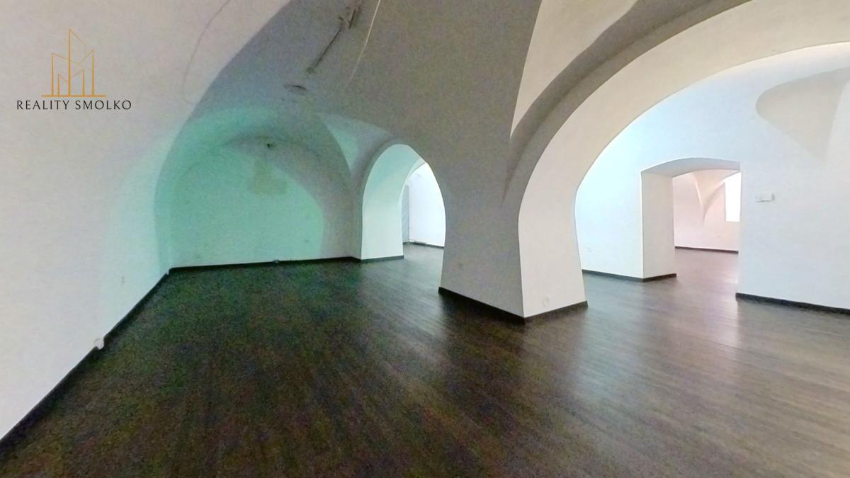 Exkluzívny prenájom priestorov pre kaviareň alebo vináreň – Hlavná ulica, Prešov – fotografia 7