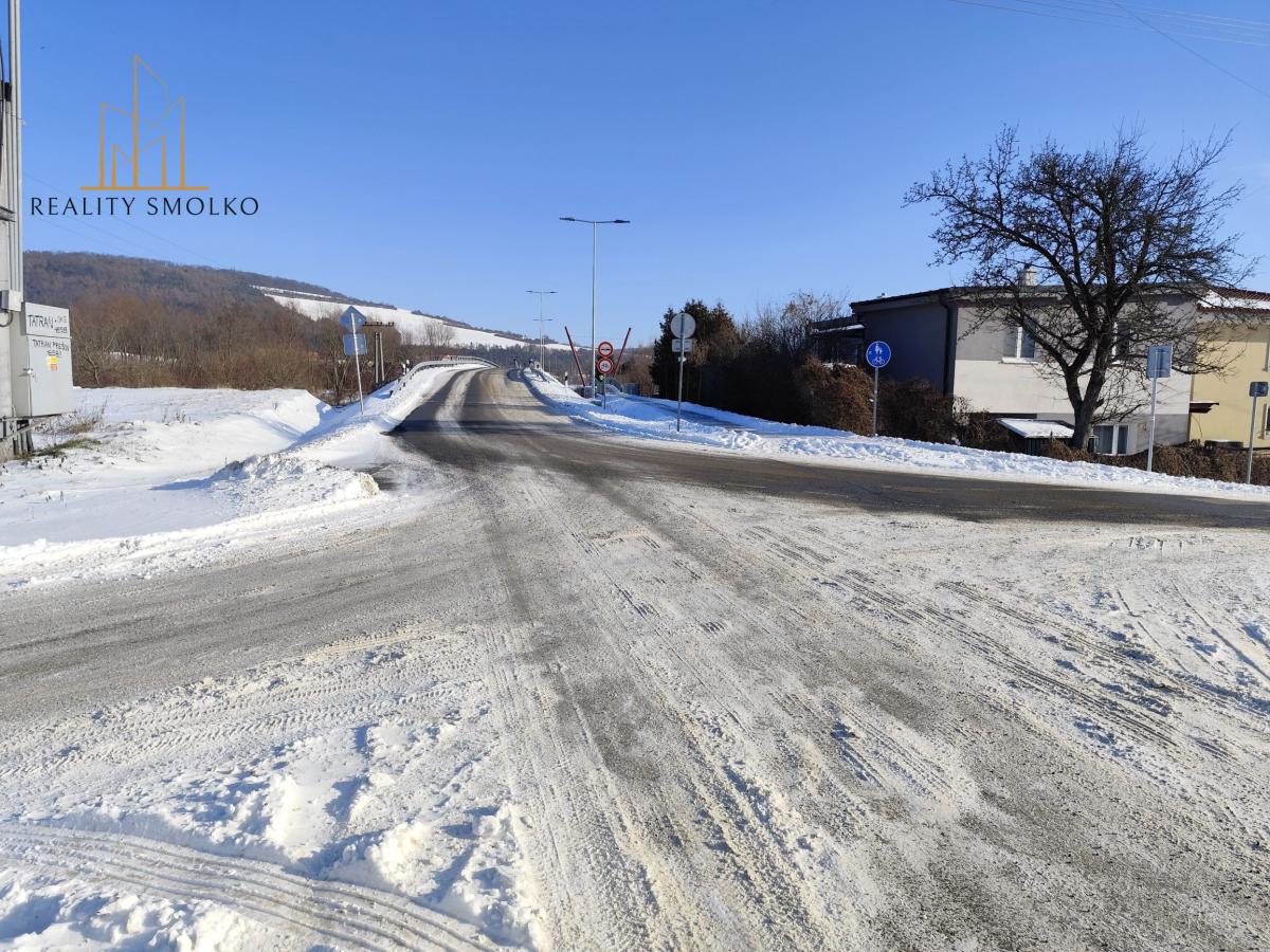 Pozemok na podnikanie v priemyselnej časti - Veľký Šariš – fotografia 10