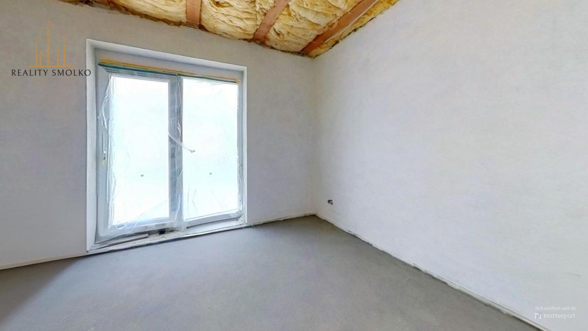 5 izbový murovaný dom + pozemok 4 500 m2 v obci Modrá nad Cirochou, okr. Humenné. – fotografia 6