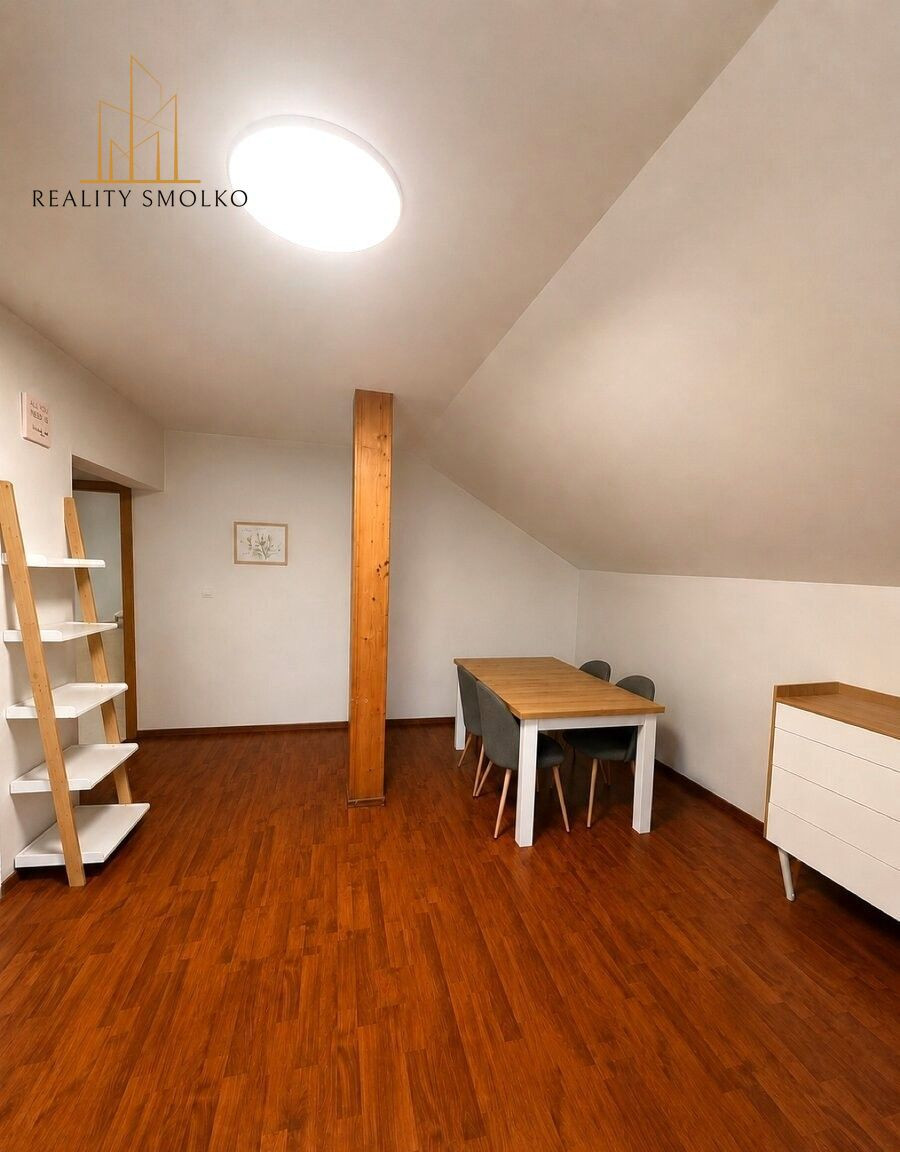 KOMFORT S VLASTNÝM BAZÉNOM 3-izbový byt v rodinnom dome (Prešov – Solivar) – fotografia 7