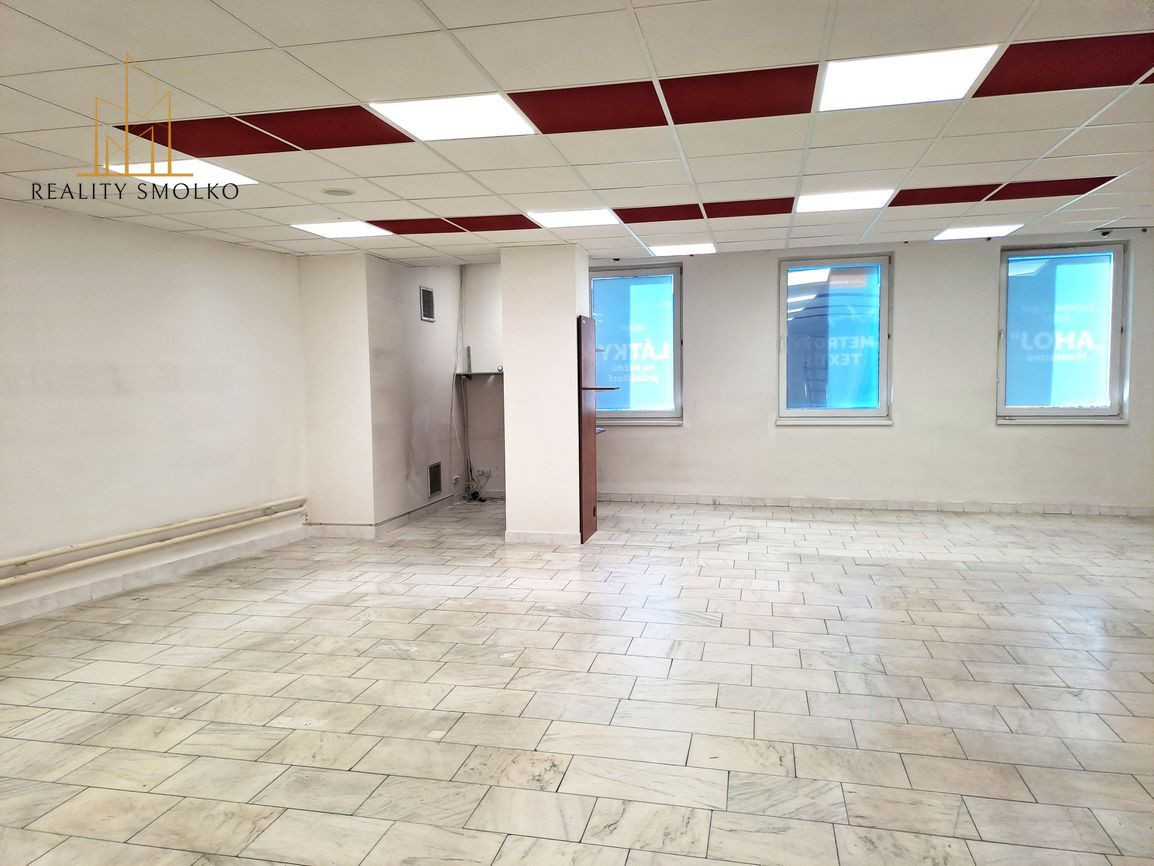Prenájom komerčných priestorov v centre mesta Humenné – fotografia 3