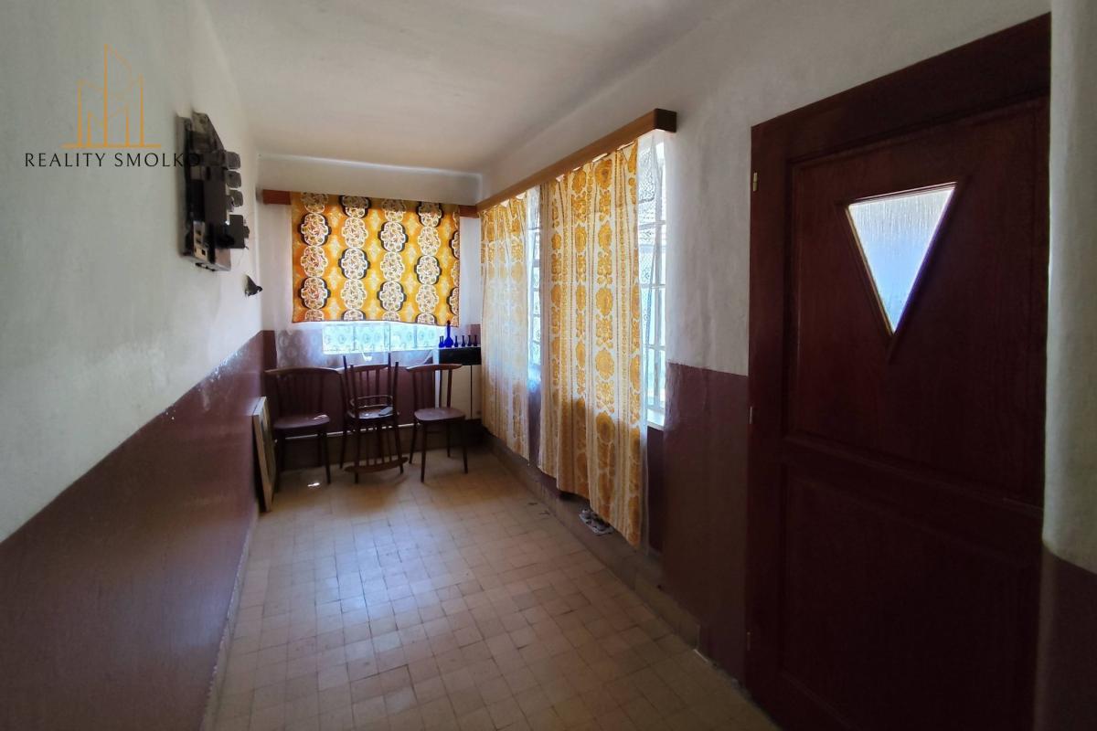 Na predaj - starší rodinný vidiecky dom v Miklušovciach – fotografia 6